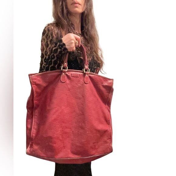 Gucci Elegant Red GG Leather x-large Tote Bag - Picture 16 of 16